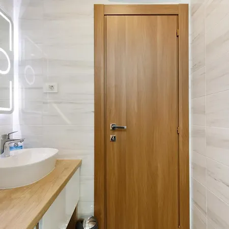 Dominus * سبليت